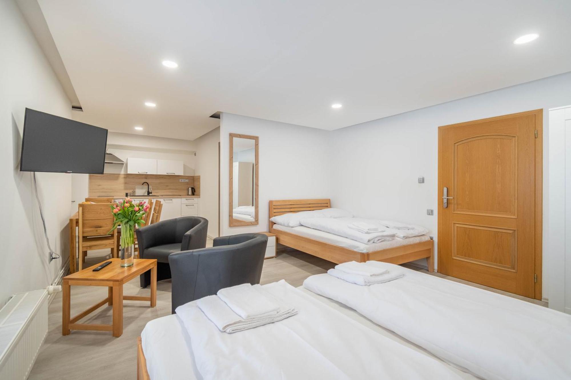 Kokorin Apartments Bilik gambar
