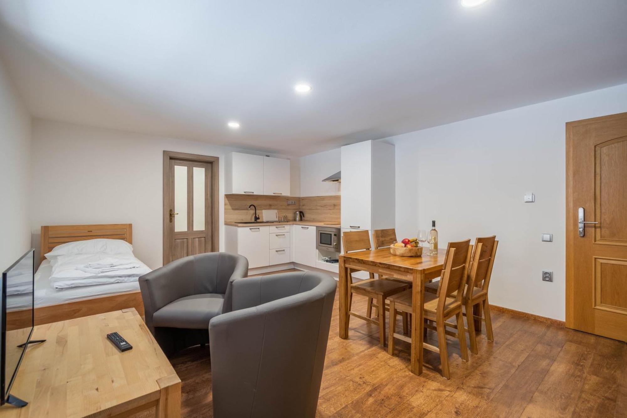 Kokorin Apartments Bilik gambar