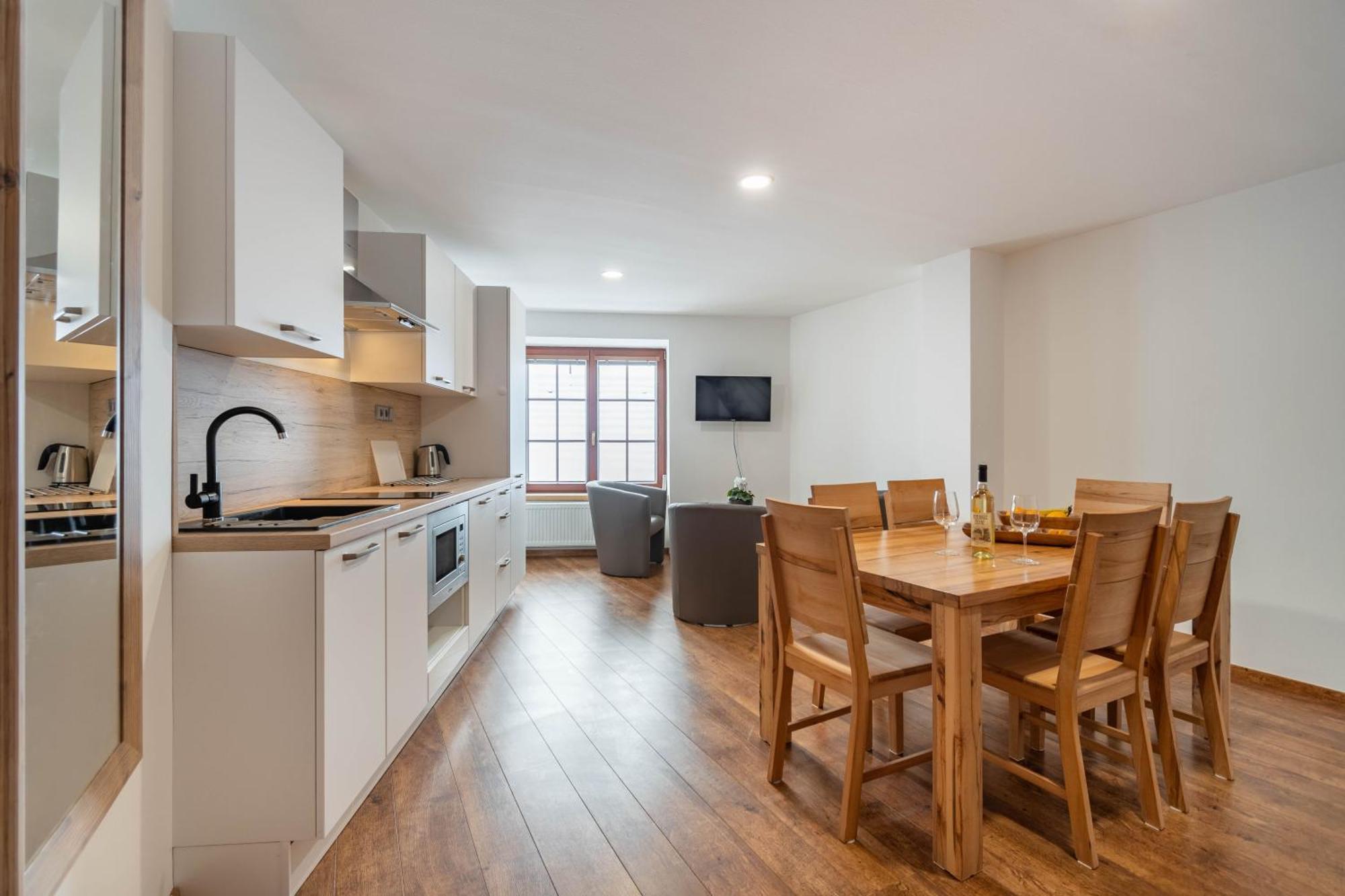 Kokorin Apartments Luaran gambar