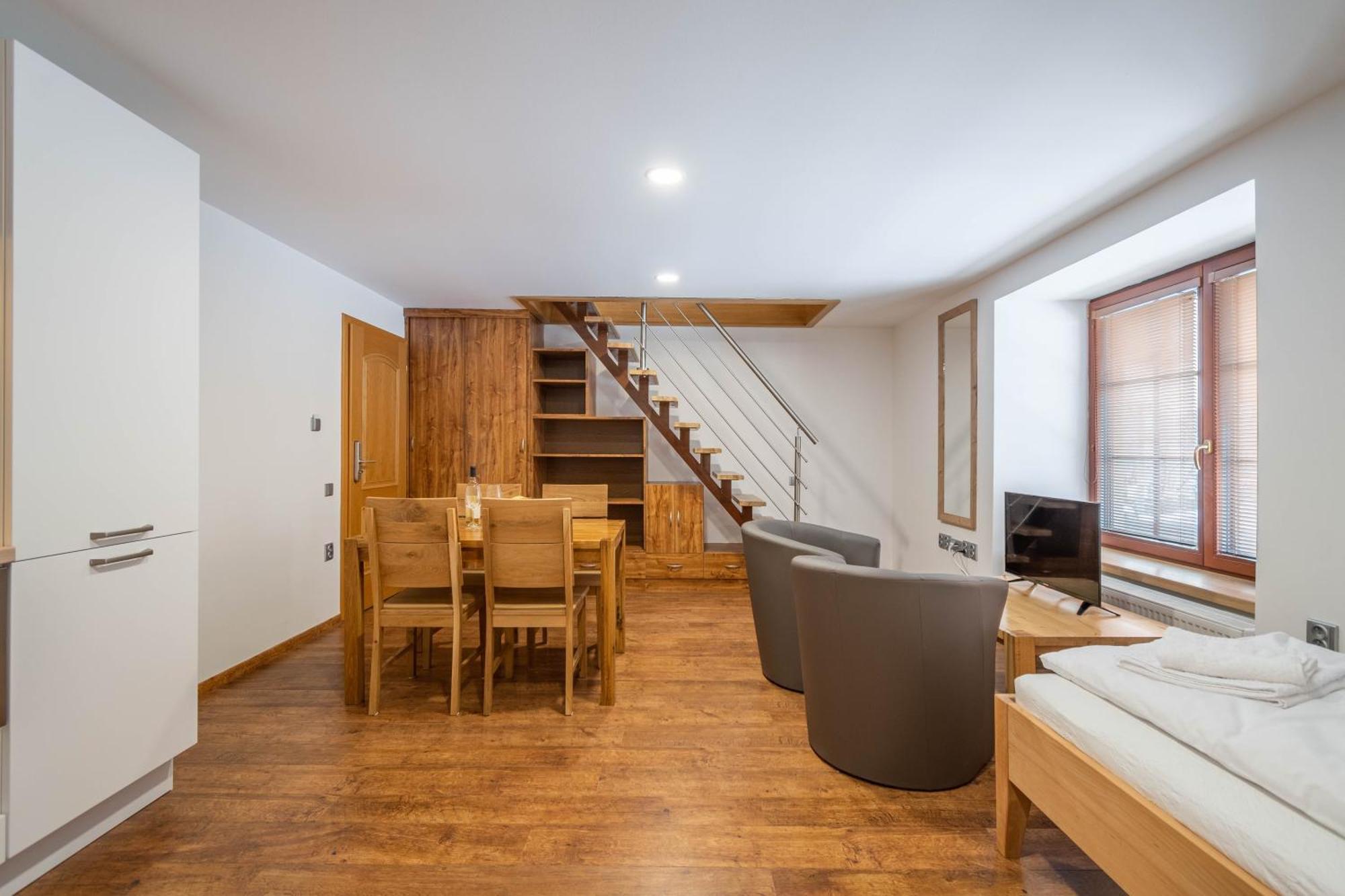 Kokorin Apartments Bilik gambar